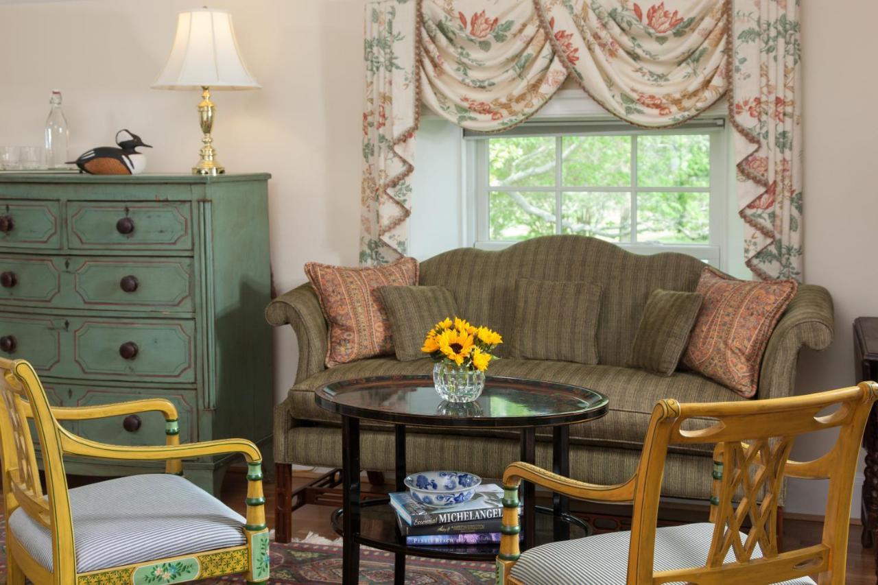 Inn At Warner Hall Gloucester Bagian luar foto