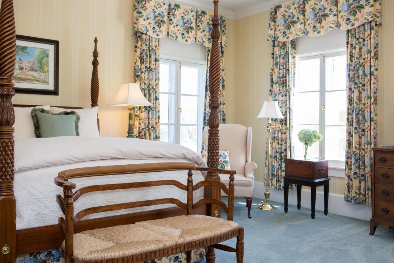 Inn At Warner Hall Gloucester Bagian luar foto
